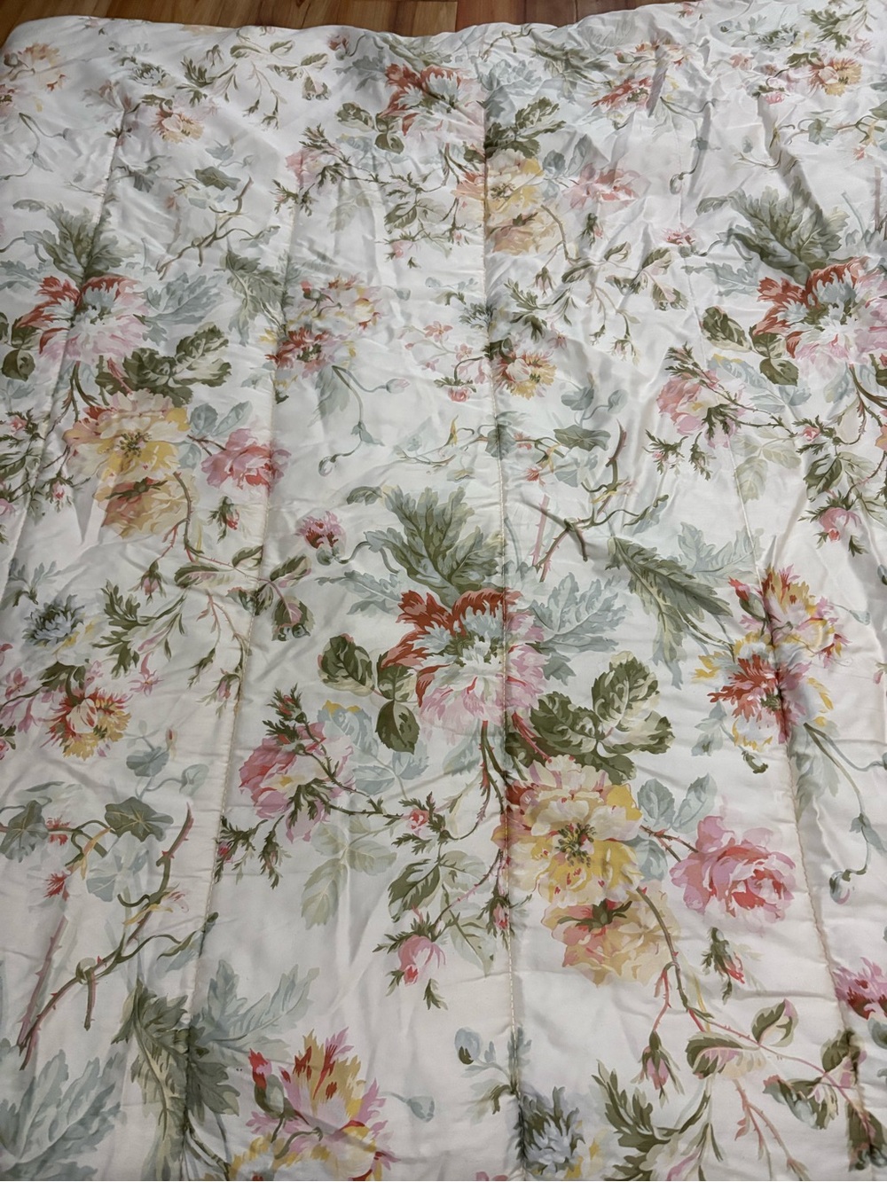 vintage Ralph Lauren "Wentworth" floral comforter Full/Queen